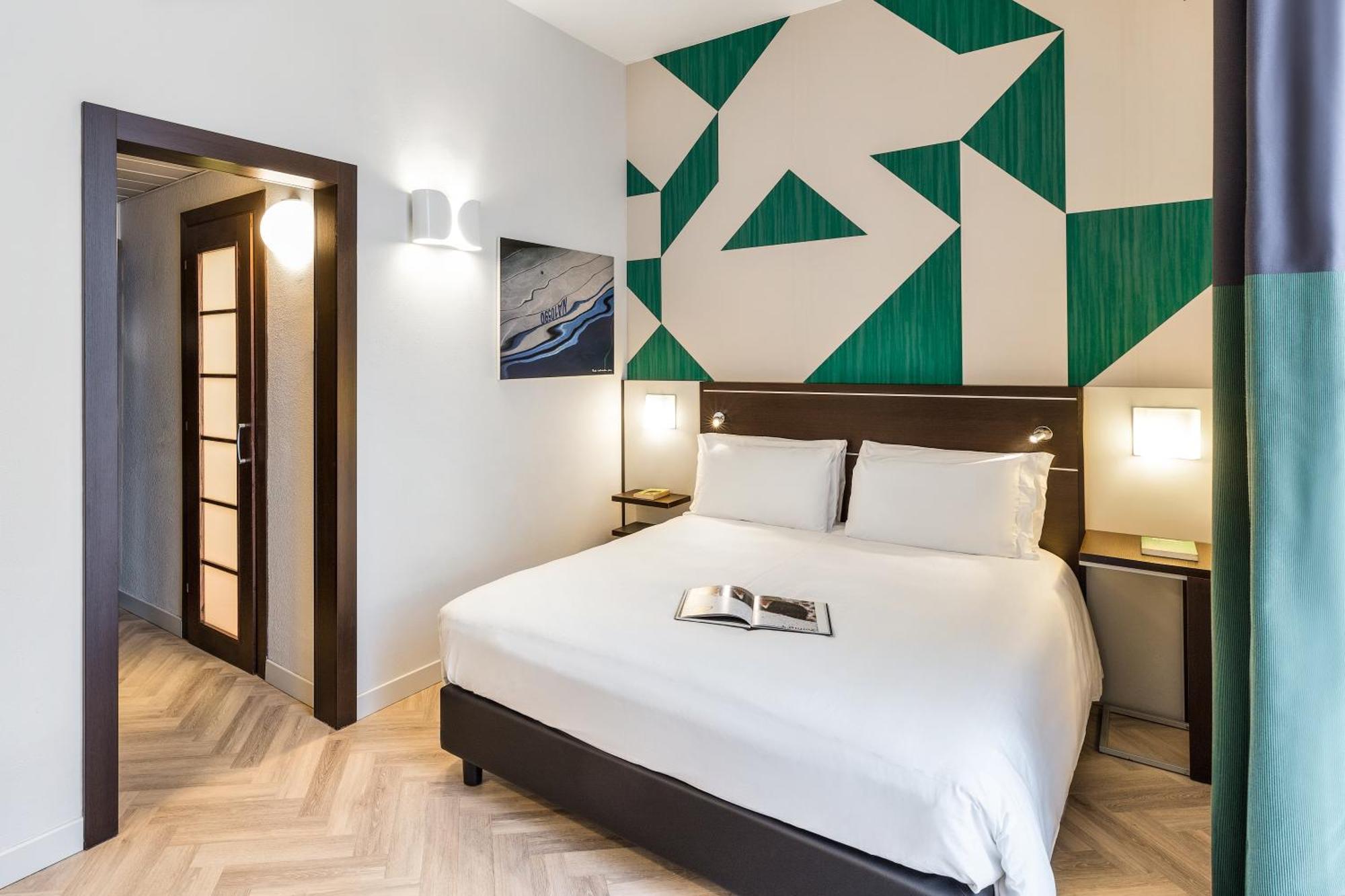 Mercure Napoli Centro Angioino Eksteriør billede